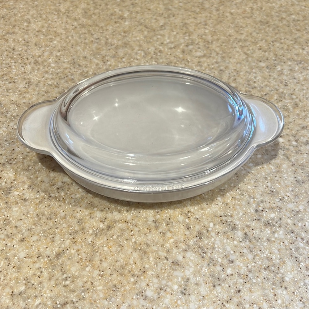 Vintage Pyrex dish